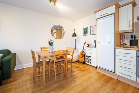 Stylish and trendy 2bed apartment in city centre Apartment in Dublin