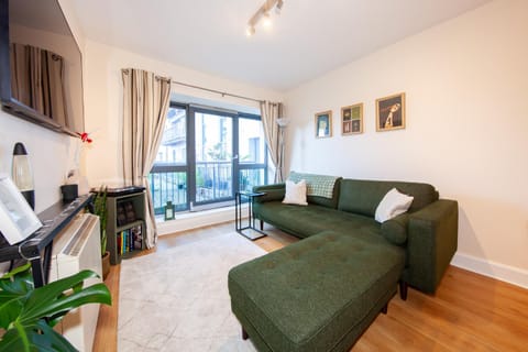 Stylish and trendy 2bed apartment in city centre Apartment in Dublin