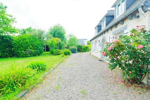 Property building, Patio, Garden view