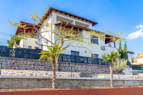 Property building, Garden