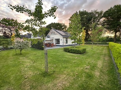 Garden, Garden view