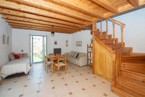 Liopetra at Messaria Corfu! House in Corfu, Greece