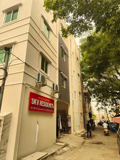 Property building, Street view
