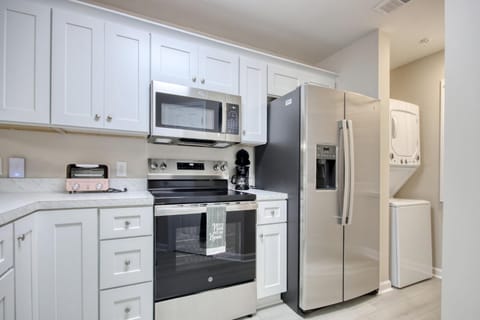 2 Bedroom Golf Course Oasis at River Oaks Apartment in Carolina Forest