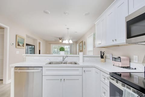 2 Bedroom Golf Course Oasis at River Oaks Apartment in Carolina Forest