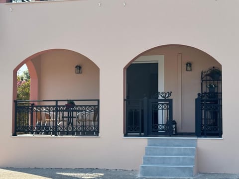 Property building, Balcony/Terrace