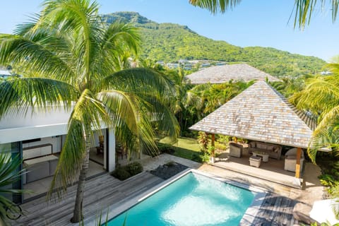 Natural landscape, Garden, Garden view, Mountain view, Pool view, Swimming pool