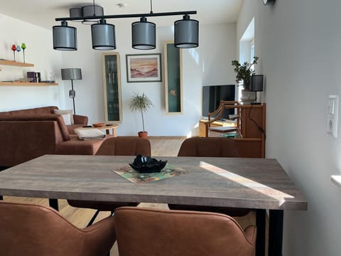 Communal lounge/ TV room, Living room, Seating area, Dining area