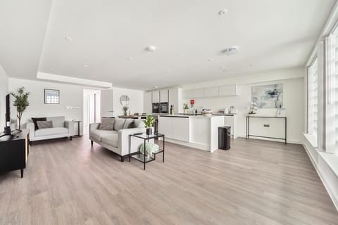 Kitchen or kitchenette, Dining area, dishwasher, oven, stove, toaster