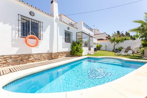 Day, Garden, Solarium, Balcony/Terrace, Pool view, Swimming pool, Swimming pool, sunbed