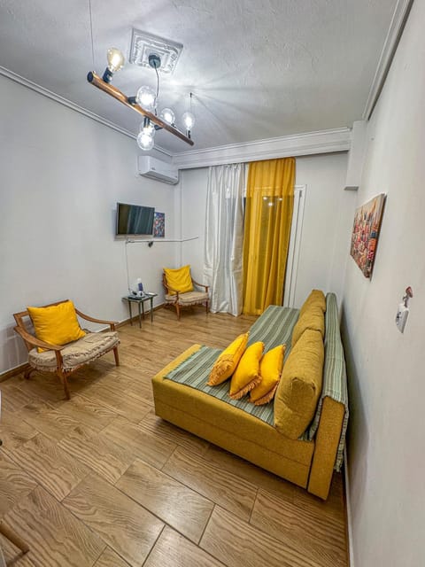Communal lounge/ TV room, Living room, Photo of the whole room