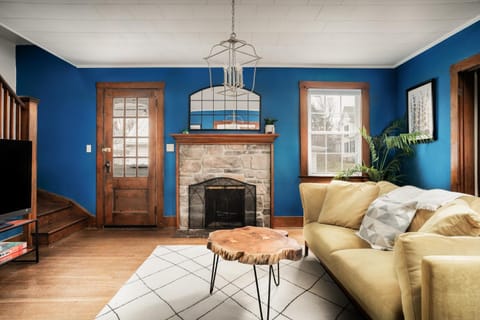 The Blue Pearl by Zen Living House in Luray