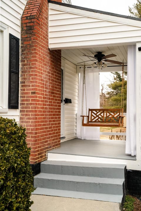 The Blue Pearl by Zen Living House in Luray