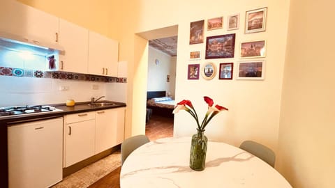 Kitchen or kitchenette, oven, stove