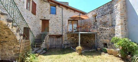 Property building, Garden view