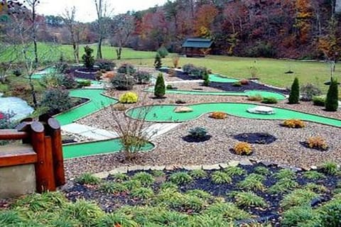 The Palace at Bear Creek by Venture Smoky Mountains House in Pigeon Forge