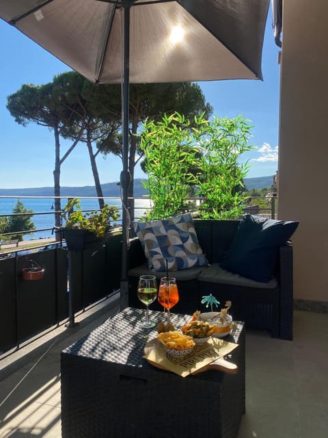 Natural landscape, View (from property/room), Balcony/Terrace, Food and drinks, Food