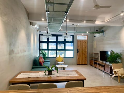 Communal lounge/ TV room, Living room, Seating area, Dining area