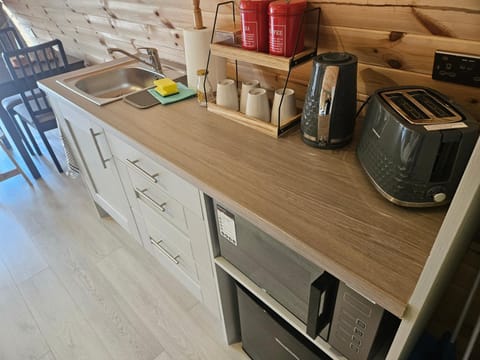 Silver Valley Glamping Apartment in County Clare