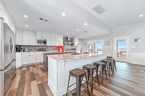 Almost Heaven House in West Beach