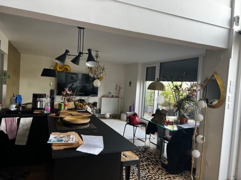 Chambre appartement clo Bed and Breakfast in Île-de-France