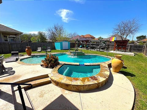 Patio, Pool view, Swimming pool