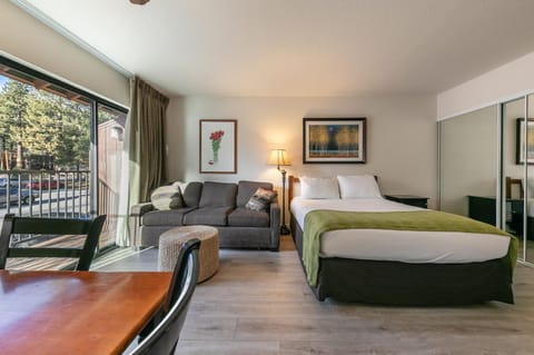 234 Bldg C condo Apartment in Donner Lake