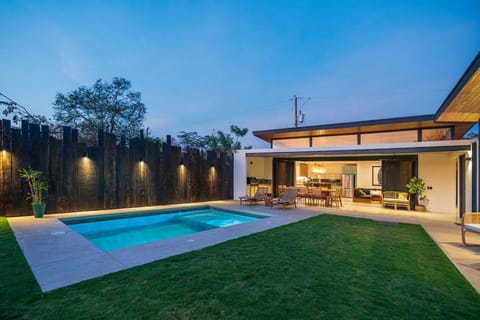Garden, Swimming pool