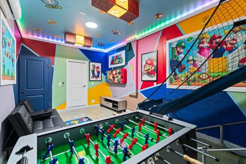 Game Room, Evening entertainment