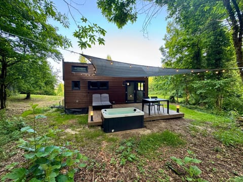 Property building, Patio, Garden view