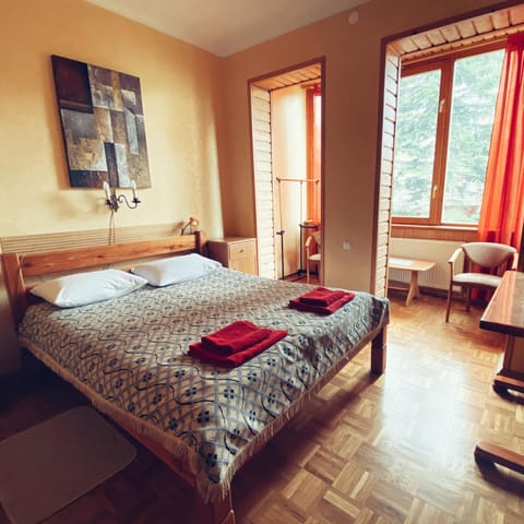 Bed, Bedroom