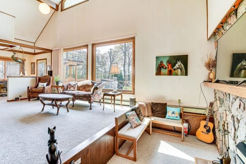 Love Lake Retreat with Hot Tub in New Richmond! House in Wisconsin