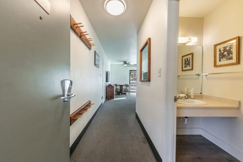 135 Bldg C condo Apartment in Donner Lake