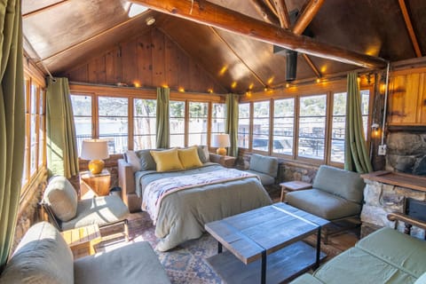 Lewis Cabin - Boat Dock - Lake Front - Sleeps 12 Cabin in Bass Lake