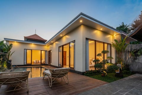 Property building, Garden, Garden view, Pool view