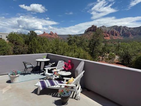 View (from property/room), Mountain view