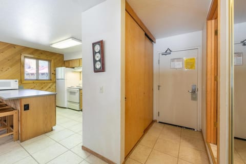 117 Bldg B condo Apartment in Truckee