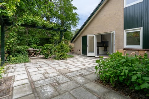 Hello Zeeland - Holidayhome Beukenlaan 4 House in Oostkapelle