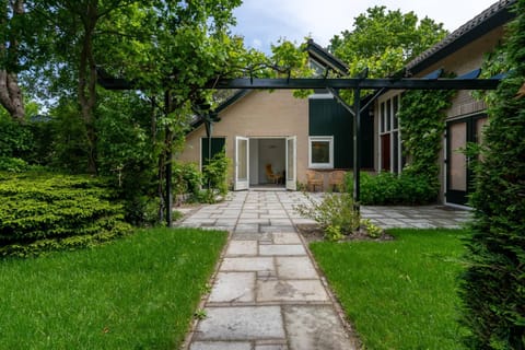 Hello Zeeland - Holidayhome Beukenlaan 4 House in Oostkapelle