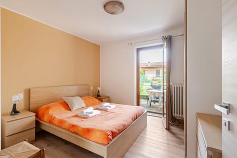 Bed, Bedroom, wardrobe