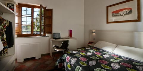 Bed, Day, View (from property/room), Photo of the whole room