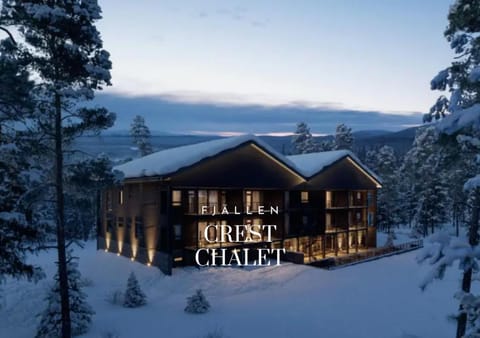 Property building, Neighbourhood, Natural landscape, Winter, Skiing, Skiing, View (from property/room), Mountain view