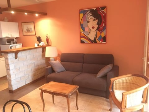 Seating area