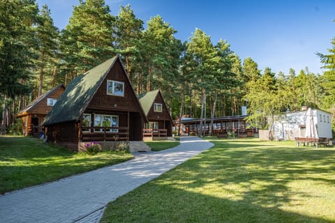 Property building, Spring, Day, Natural landscape, Garden, Other, Other, Other, Seating area, Garden view