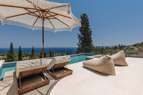 Patio, Day, Natural landscape, View (from property/room), Balcony/Terrace, Living room, Seating area, Pool view, Sea view, Swimming pool, sunbed