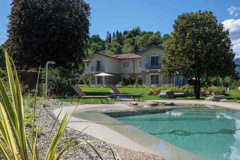 Garden, Swimming pool