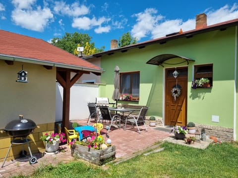 Property building, Garden view