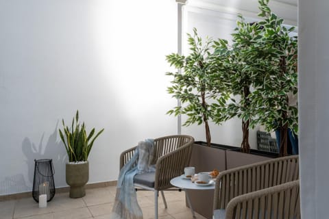 Balcony/Terrace, Seating area