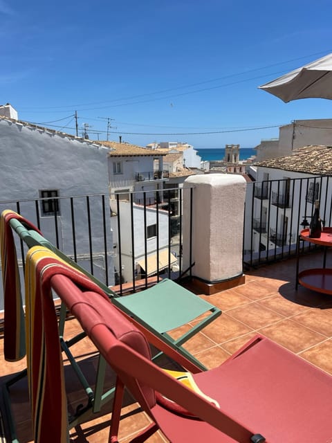 Balcony/Terrace, City view, Sea view, Location