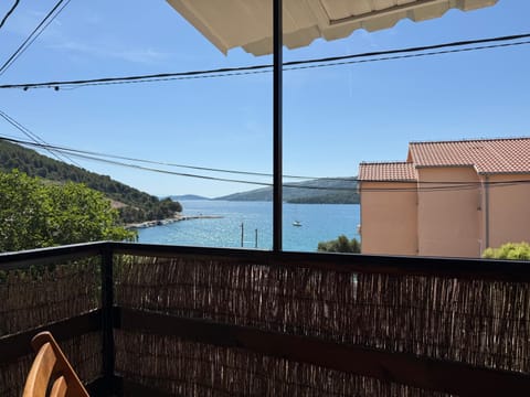 Day, Balcony/Terrace, Mountain view, Sea view